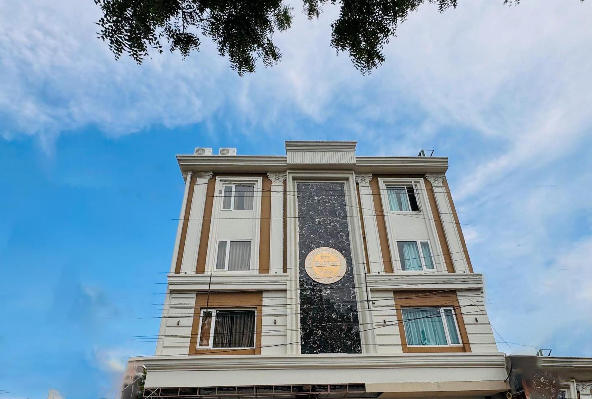 Hotel Rudhav Palace Ujjain Dış mekan fotoğraf