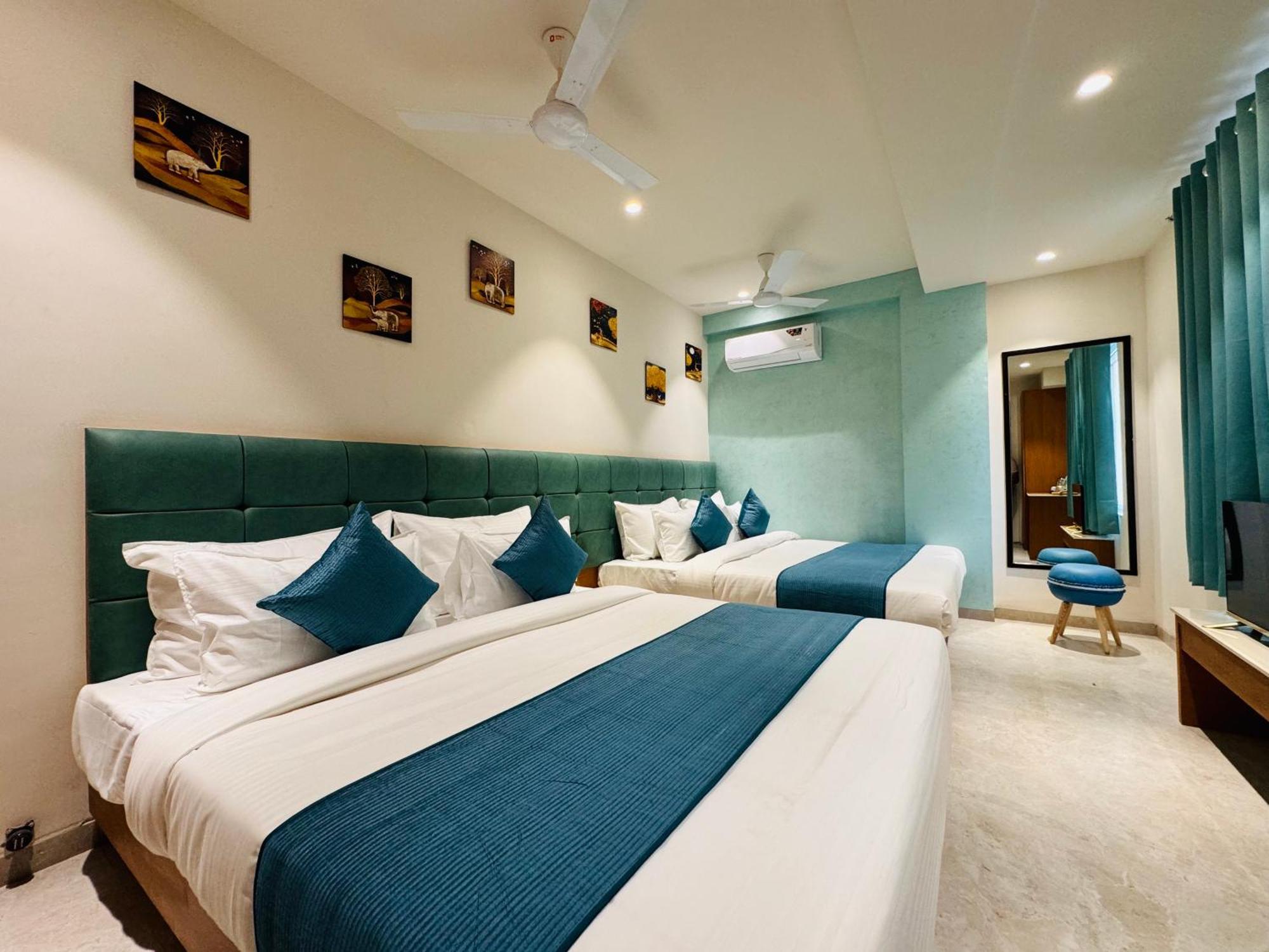 Hotel Rudhav Palace Ujjain Dış mekan fotoğraf